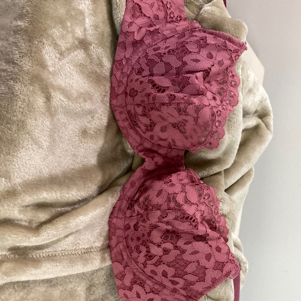 VS unlined Demi mauve bra in size 32D